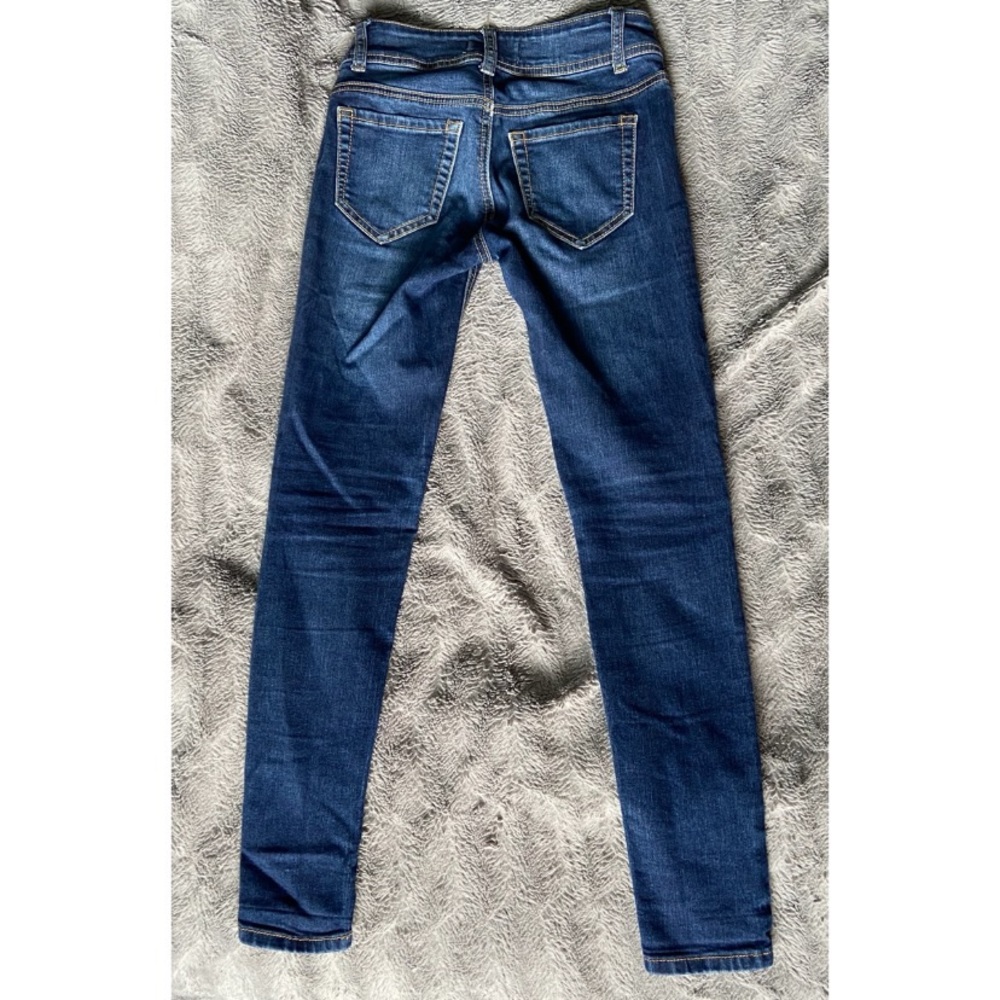 Low Rise Skinny Jeans - Picture 4 of 4